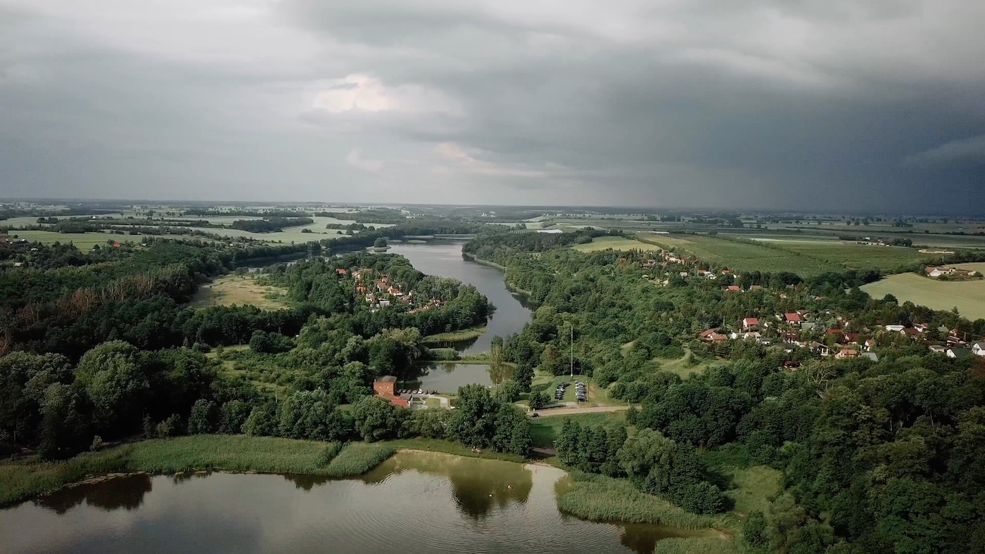 Film-ślubny-Bydgoszcz-FrameFilm